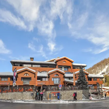 1 Bedroom Beautiful In 아파트 *