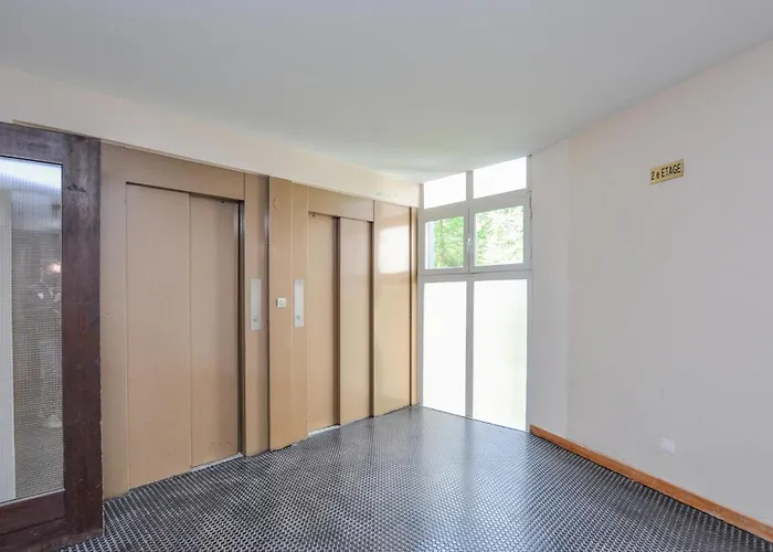 아파트 1 Bedroom Beautiful In 라포