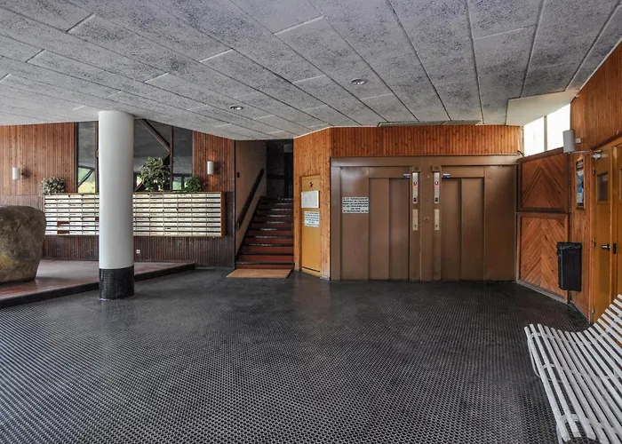 1 Bedroom Beautiful In 아파트 *